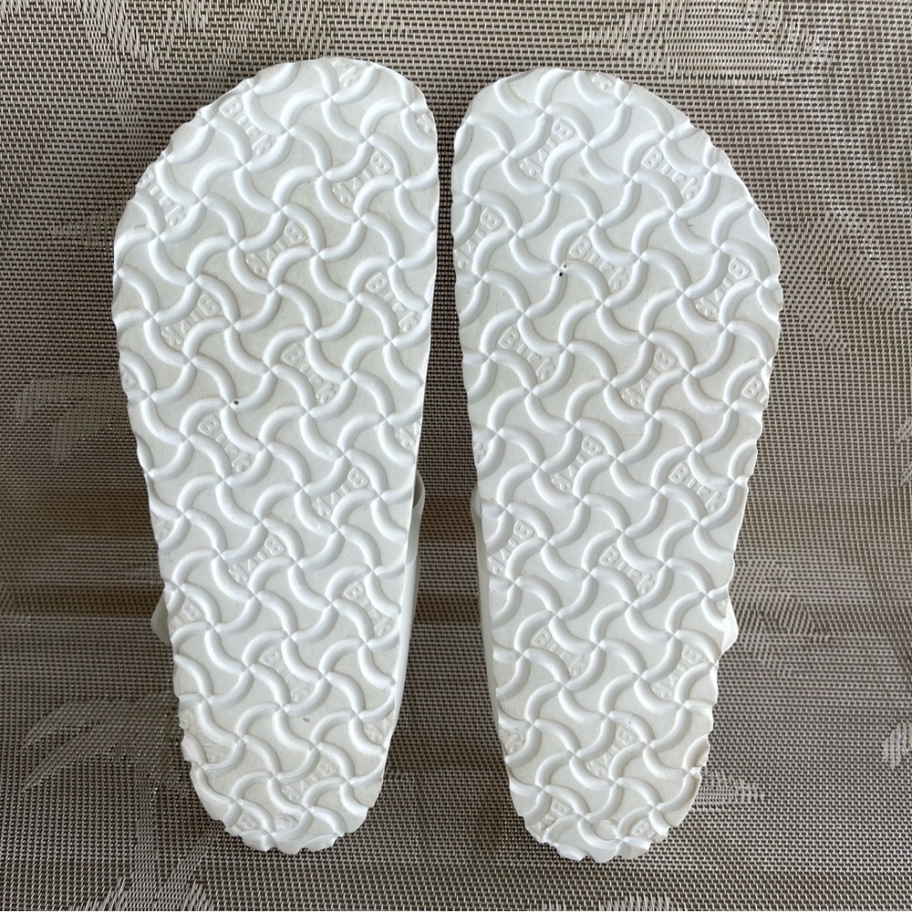White Birkenstock Recovery Thong Sandal - Gizeh Essentials EVA Size 40 - Picture 3 of 5